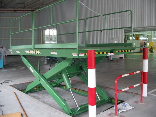 太原升降機(jī)