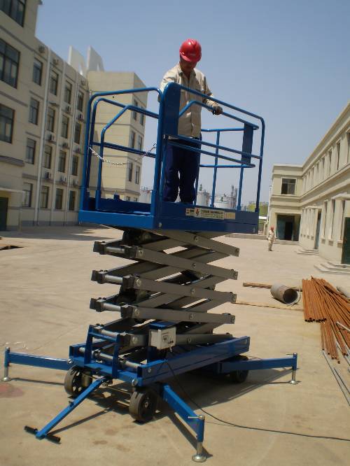 移動(dòng)式太原升降機(jī)
